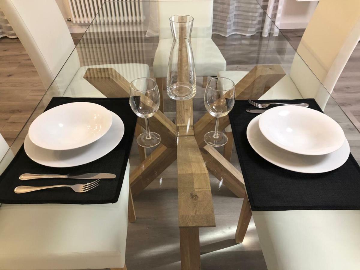 דירות מירה Residenza Conte Manetti מראה חיצוני תמונה