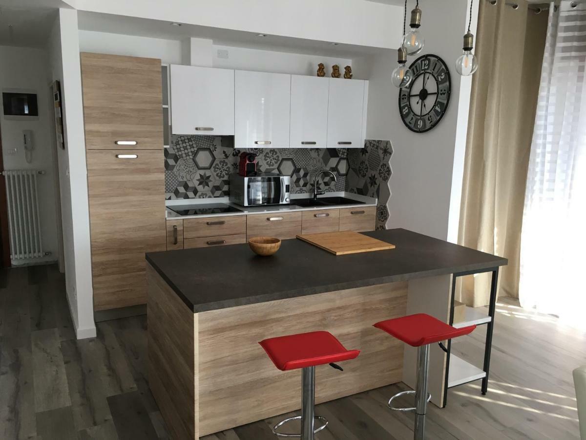 דירות מירה Residenza Conte Manetti מראה חיצוני תמונה