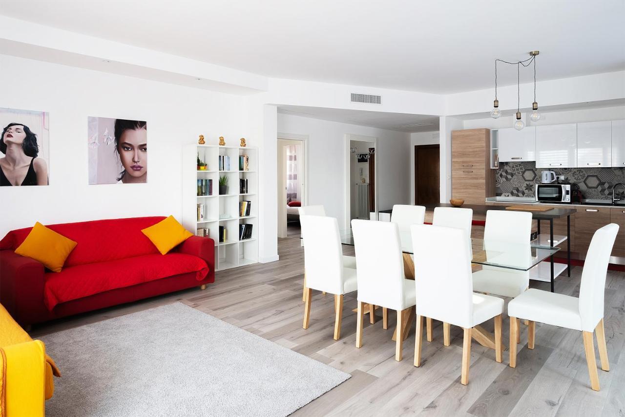 דירות מירה Residenza Conte Manetti מראה חיצוני תמונה