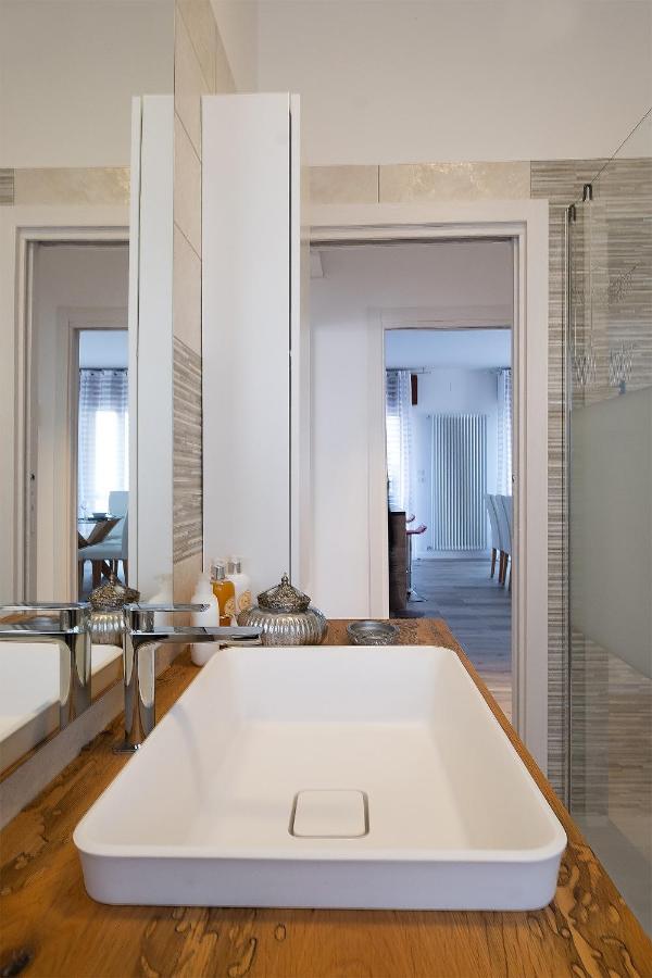 דירות מירה Residenza Conte Manetti מראה חיצוני תמונה